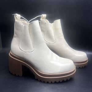Diba Boots CHELSEA Patent Leather Chunky Platform Pull On Cream 5.5